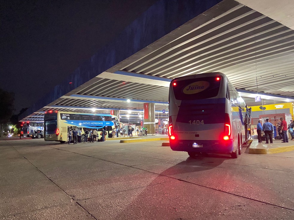 Ônibus retomam viagens após desbloqueios em rodovias — Foto: Assessoria/Divulgação