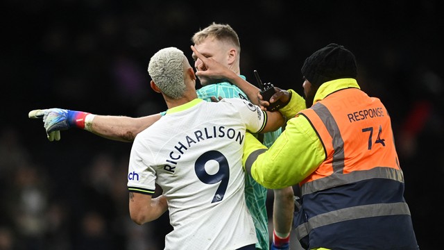 Tottenham 2 x 0 Arsenal  Campeonato Inglês: melhores momentos