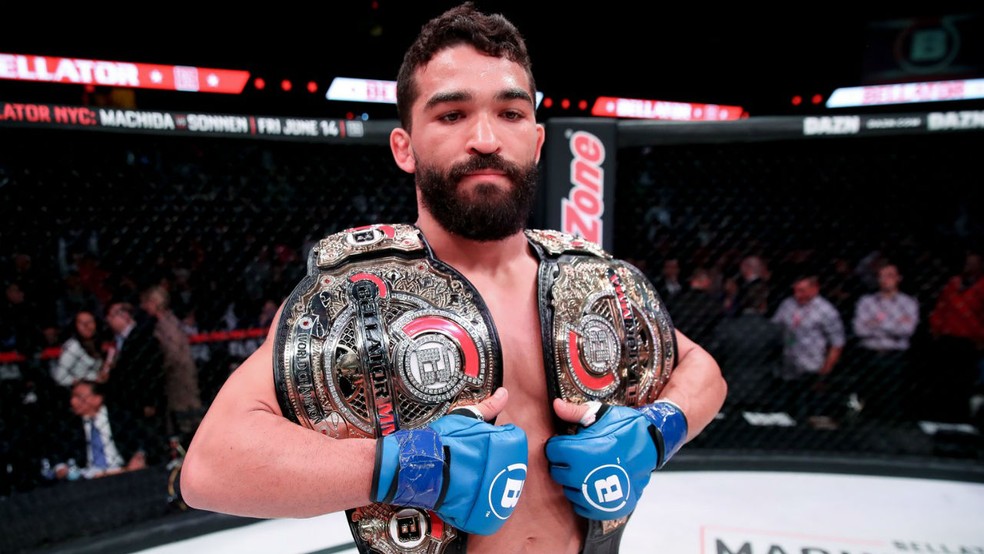 Campeão de duas divisões no Bellator, Patrício Pitbull defende do cinturão peso-pena contra Pedro Carvalho — Foto: Divulgação