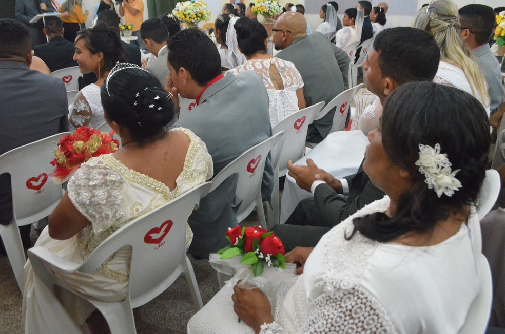 Casamento coletivo vai oficializar uniões de 23 casais (Foto: Jéssica Alves/G1)