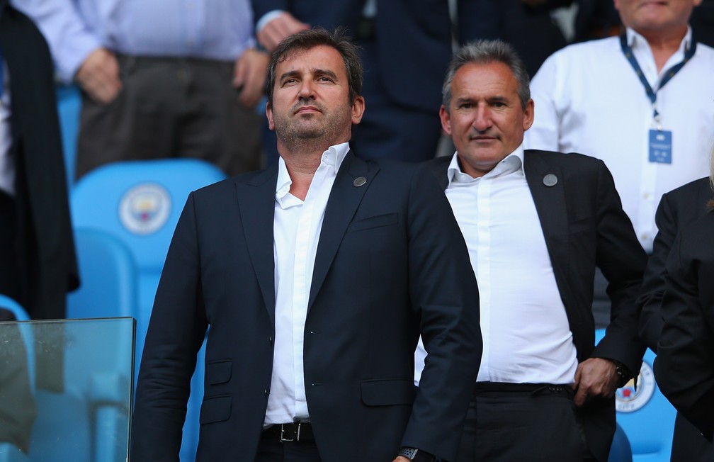 Ferran Soriano, CEO do City Football Group, e Txiki Begiristain, diretor de futebol do Manchester City — Foto: Alex Livesey / Getty Images