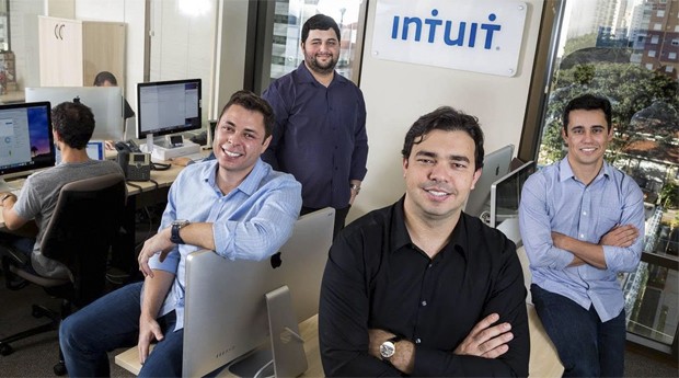 Os fundadores da ZeroPaper, startup comprada pela Intuit: Arley Moira, Carlos Carvalho,  André Macedo e Carlos Braga (da esq. para dir.) (Foto: Divulgação/Intuit)