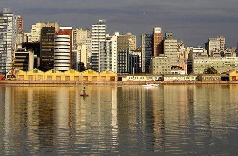 Porto Alegre, a 15ª colocada, é uma das melhores cidades com ofertas de investimento de risco do país. A capital gaúcha tem ainda uma ampla oferta de profissionais inovadores. 