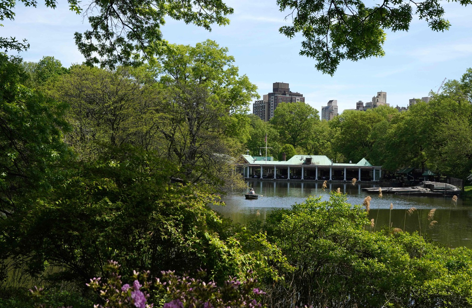 Central Park, em Nova York, durante a primavera. O local é um oásia de tranquilidade no ambiente urbano da cidade e um dos pontos turísticos mais visitados da Big AppleAFP