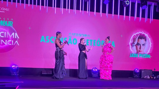 Geração Glamour 2022: Jade Picon se emociona ao receber prêmio