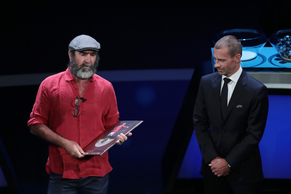 Cantona prêmio Uefa — Foto: Getty Images