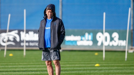 Grêmio retoma estratégia de poupar titulares para ter "tanque cheio" em decisões