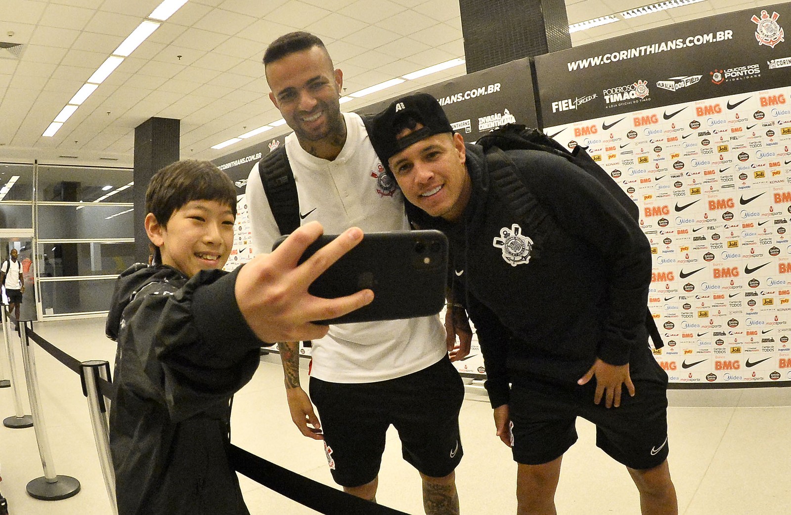 Gols, irregularidade e protesto da torcida: veja um balanço do início de Luan no Corinthians