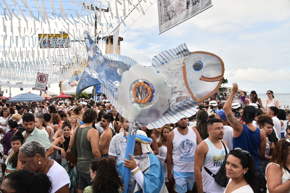 Ruas do Rio Vermelho já recebem grande público — Foto: Max Haack/Ag Haack