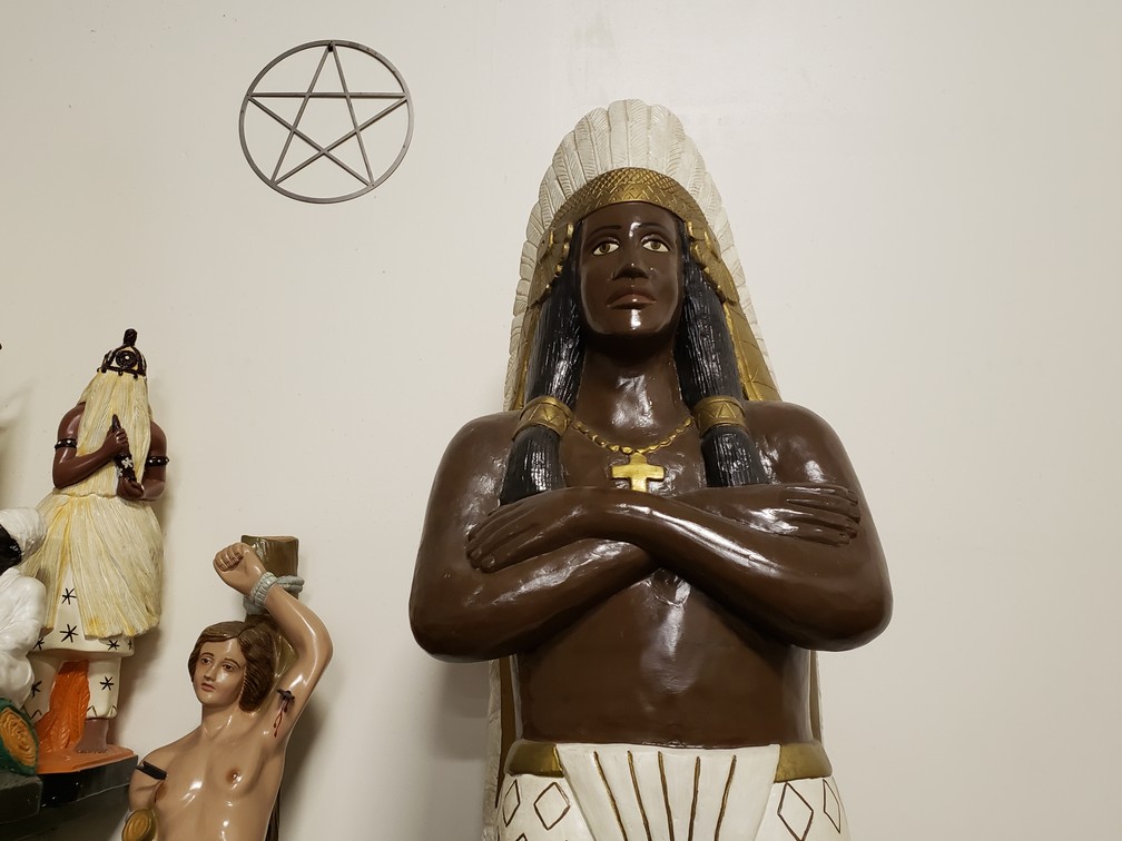 Altar, ou congá, do Colégio Pena Branca, no Ipiranga, em São Paulo — Foto: Bárbara Muniz Vieira/G1