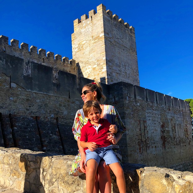 Luma Costa com o filho, Antônio (Foto: Reprodução/Instagram)