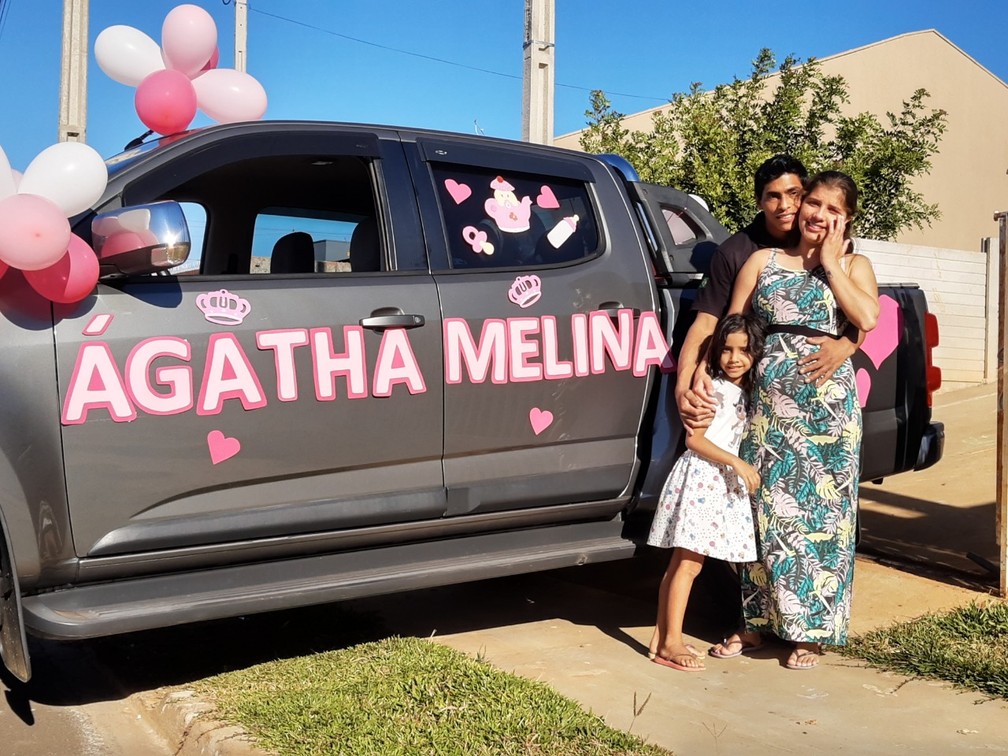 Apos Cancelar Cha De Bebe Por Causa Da Pandemia Gravida Ganha Charreata Surpresa No Parana Campos Gerais E Sul G1