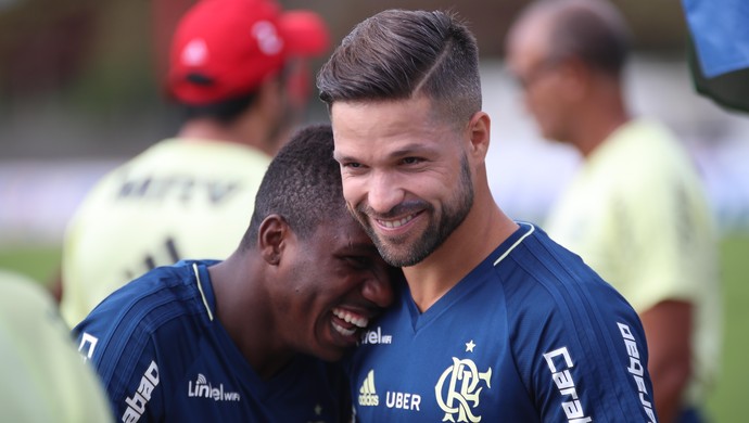 Roger aposta no crescimento do Fla com Diego: Dá dinâmica ao time