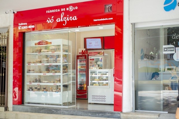 Vó Alzira Café abre primeira loja conceito na cidade - Vó Alzira