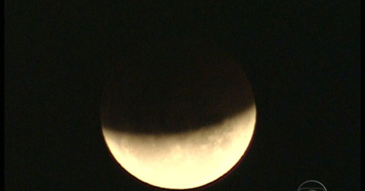 Jornal Nacional - Eclipse total da Lua deixa céu mais bonito em várias ...