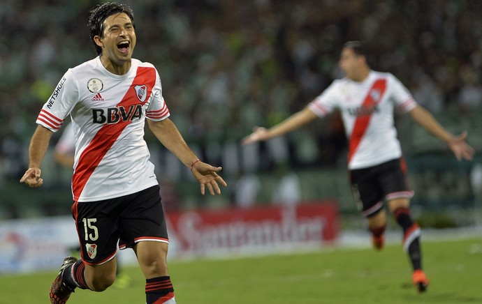 Leonardo Pisculichi gol River Plate (Foto: AFP)