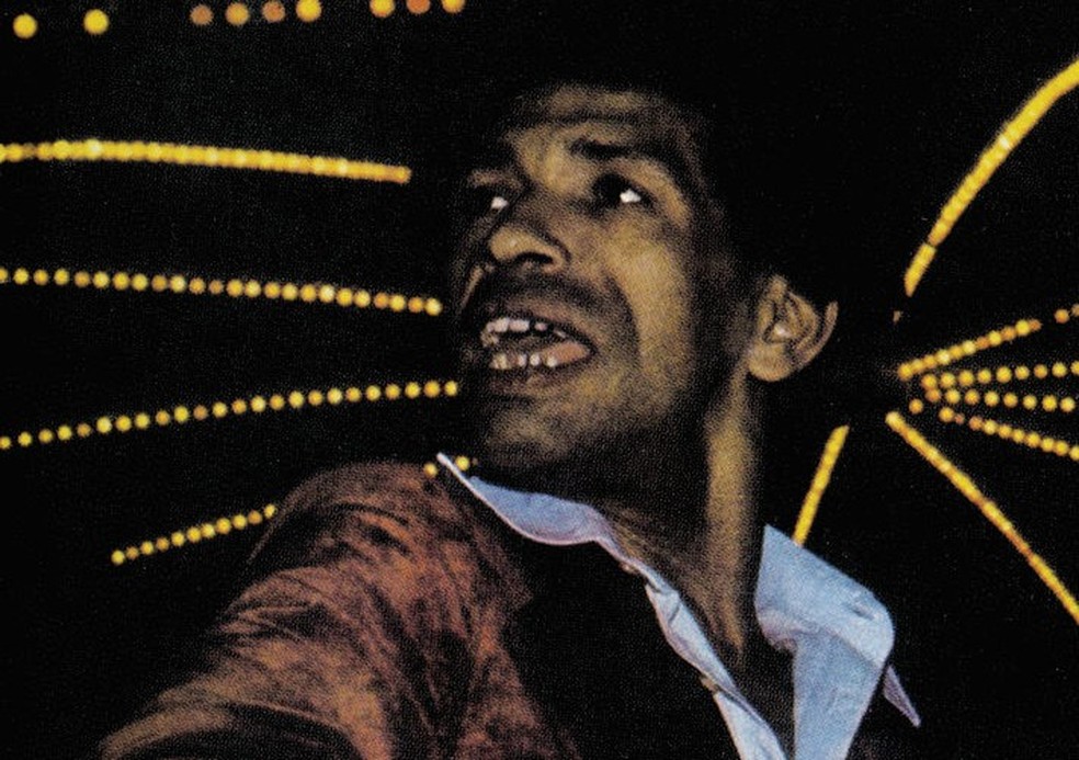 Cassiano na capa do álbum de 1976 em que apresentou a balada 'Coleção' — Foto: Reprodução