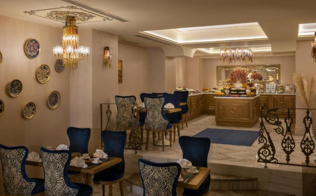 Interior do Romance Istanbul Hotel, em Istambul, na Turquia. — Foto: Reprodução