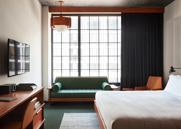 Novo hotel em Nova York tem décor descolado e elegante  (Foto: Stephen Kent Johnson / Divulgação)