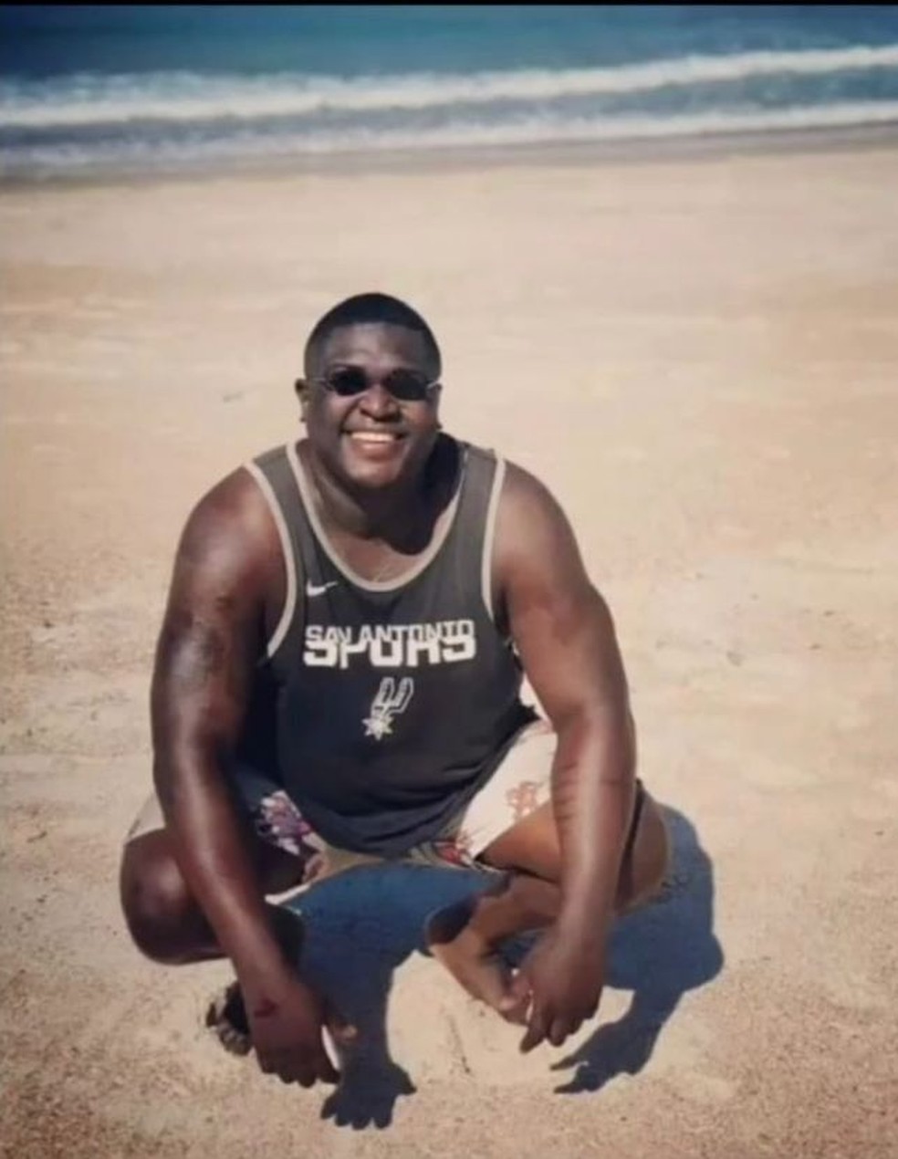 Leandro Leite Carvalho, de 29 anos, foi morto por criminosos e jogado ao mar na praia do Pontal, no Recreio — Foto: Reprodução