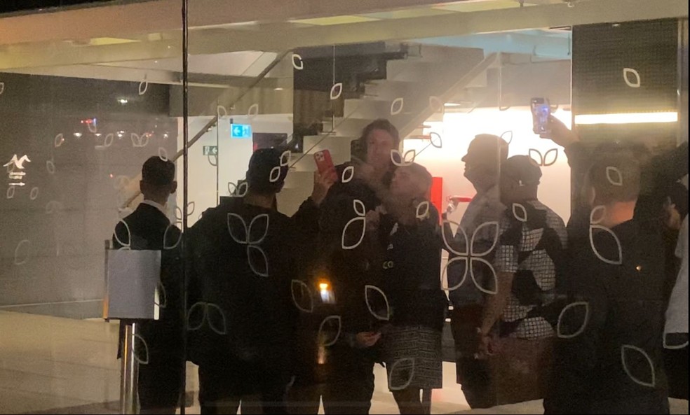 Corinthians chega ao Uruguai para estreia na Libertadores; veja quem viajou