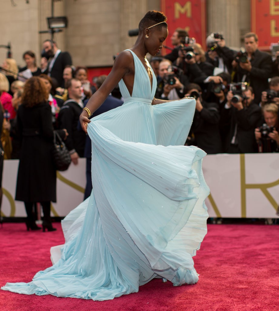 Lupita Nyong'o na 86ª cerimônia do Oscar, em 2014 (Foto: Christopher Polk/Getty Images)