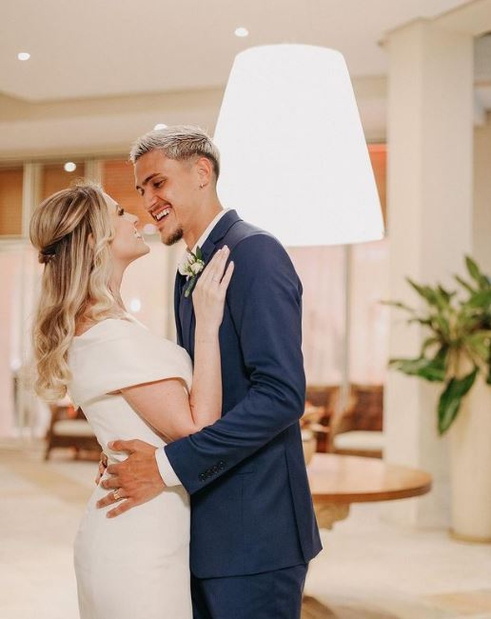 Pedro, do Flamengo, e a mulher, Fernanda Nogueira &mdash; Foto: rep/ instagram
