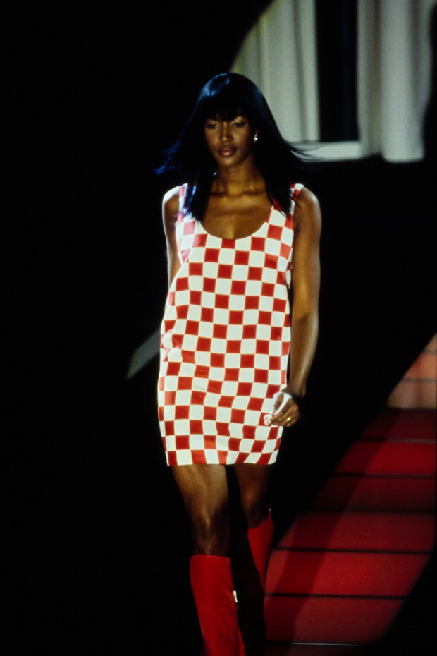 Estampa xadrez: tudo sobre esse hit dos anos 90 - Vogue