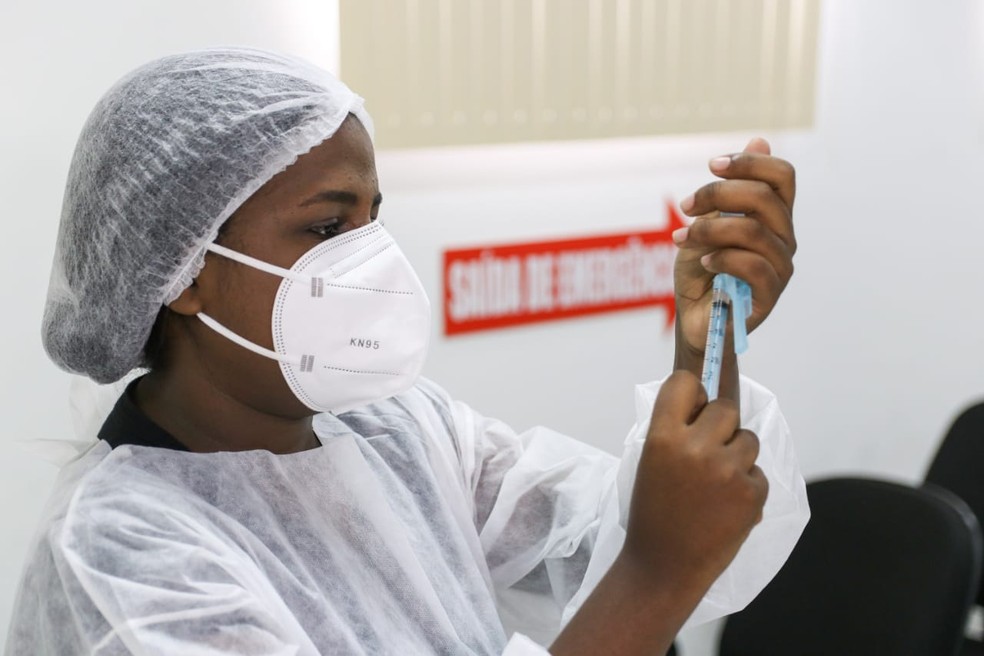 Pessoas acima de 64 anos serão vacinas contra a Covi-19 a partir da  segunda-feira (29), em Petrolina | Petrolina e Região | G1