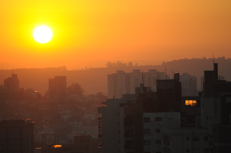 Baixa umidade do ar deixa Campinas em estado de alerta nesta segunda — Foto: Carlos Bassan/Prefeitura de Campinas
