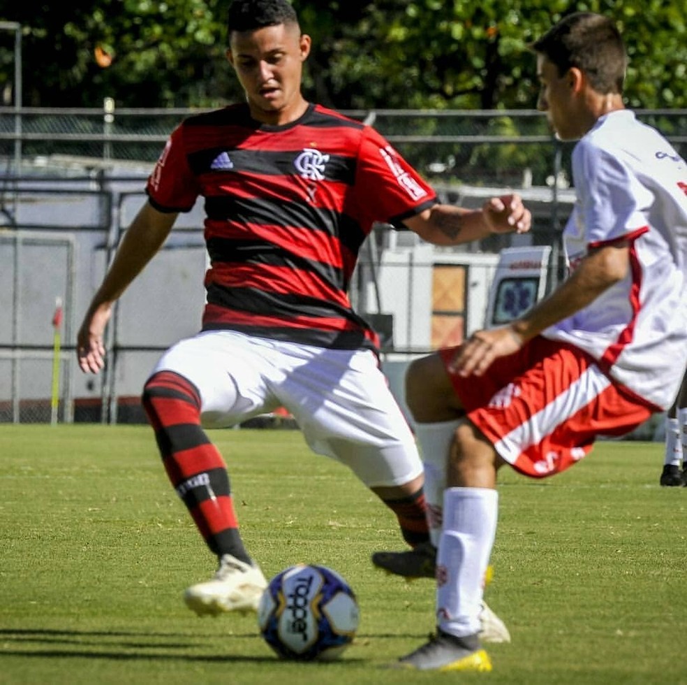 Cauan Emanuel em ação pelo Flamengo — Foto: Divulgação