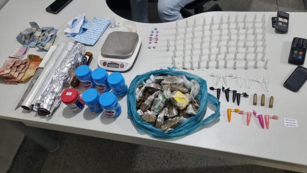 Droga apreendida em Operação Conjunta das polícias Civil e Militar em Campo do Brito — Foto: SSP/SE