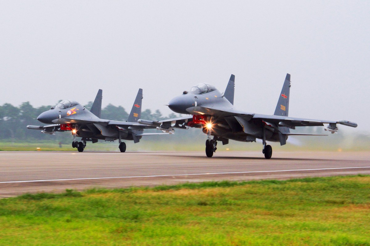 Taiwan says nine Chinese planes invaded its airspace |  world