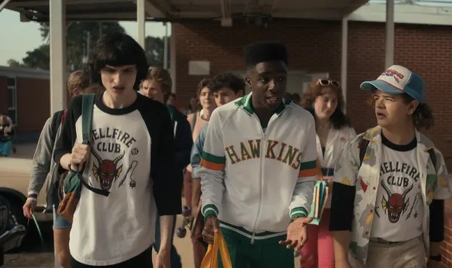 Ator de Stranger Things rebate acusações de usar termo racista em