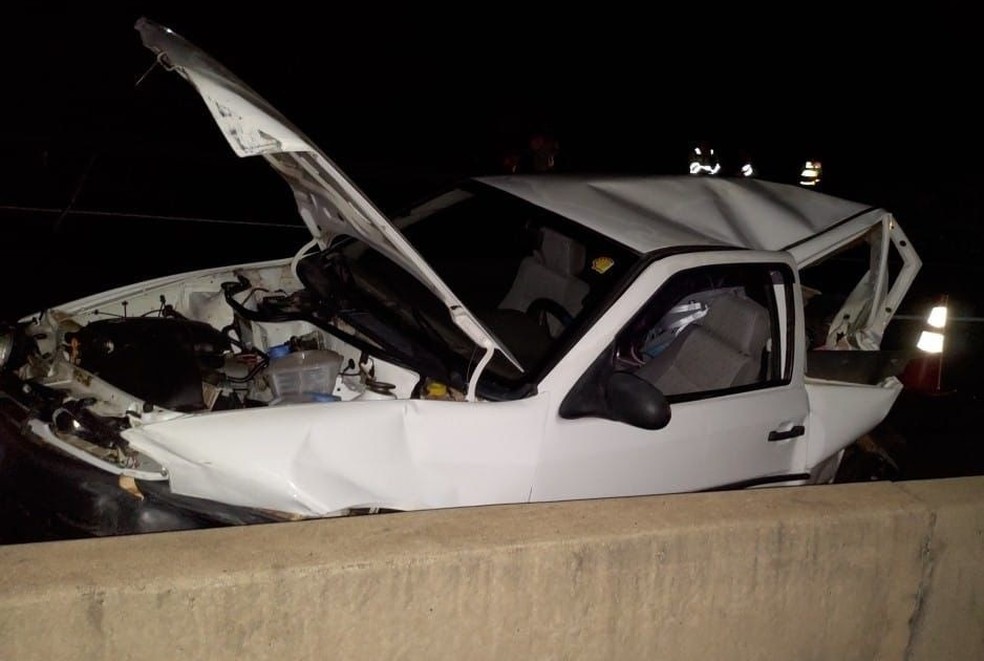 Motorista do outros veículo, de 24 anos, também realizou teste do bafômetro, que negou a ingestão de álcool — Foto: Polícia Rodoviária