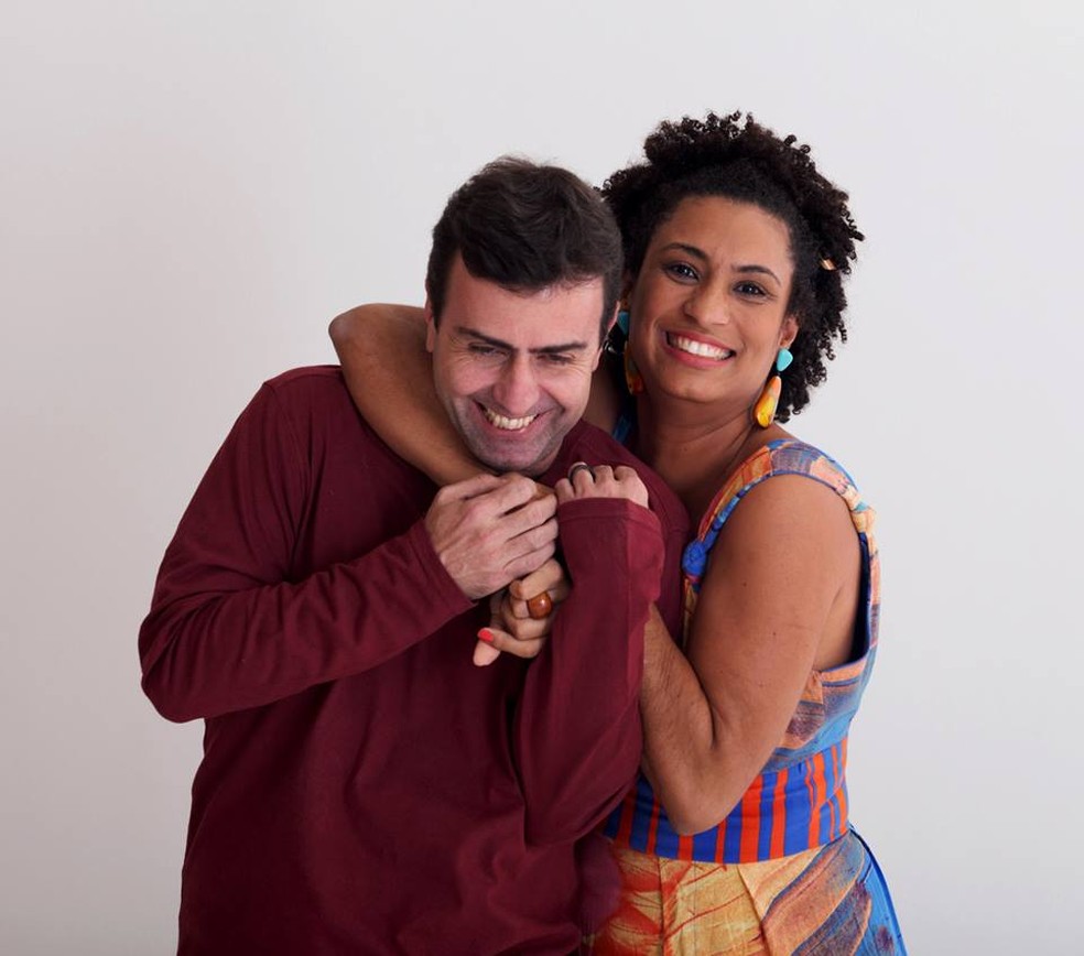 Freixo e Marielle em imagem que ilustra publicaÃ§Ã£o do parlamentar no Facebook (Foto: DivulgaÃ§Ã£o/Marcelo Freixo)