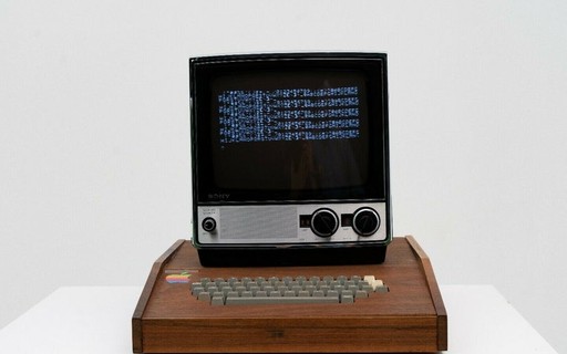 Primul Computer Apple Exemplar do primeiro computador da Apple está à venda por mais de R$ 8 ...