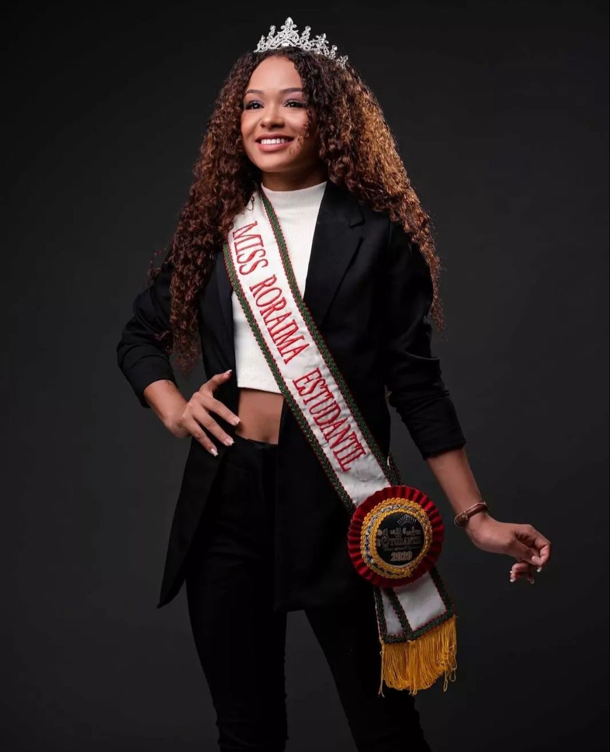Vendedora de churros vira miss em RR e alcança 2º lugar em concurso nacional: 'está sendo incrível'