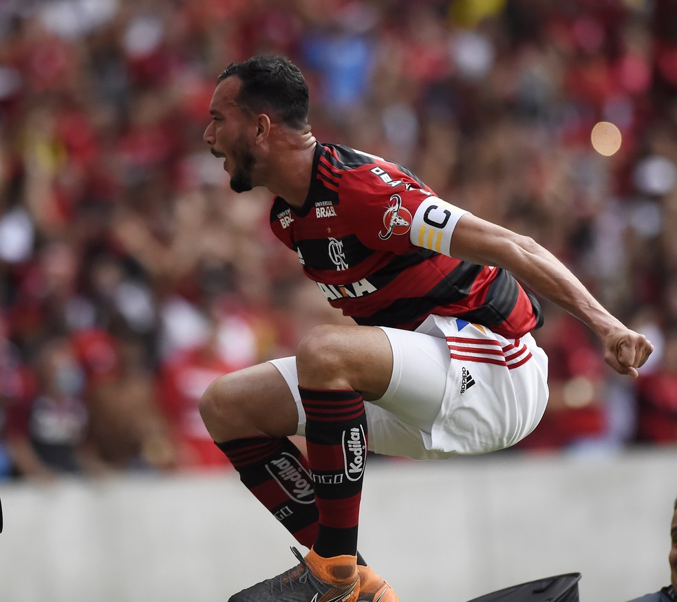 R&eacute;ver comemora gol contra o Sport, no Maracan&atilde; (Foto: Andr&eacute; Dur&atilde;o / GloboEsporte.com)