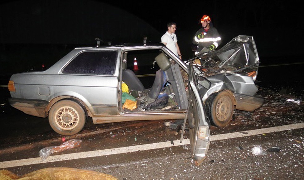 Uma pessoa morreu e outras três ficaram feridas em Junqueirópolis (SP) — Foto: Jorge Zanoni
