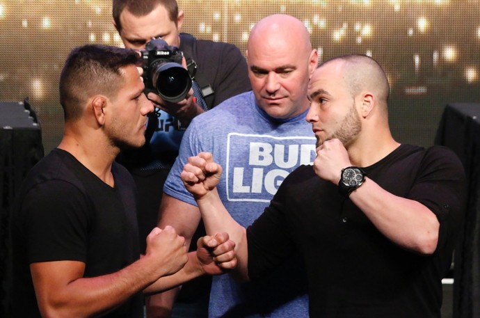 Encarada Rafael dos Anjos Eddie Alvarez UFC 200 (Foto: Evelyn Rodrigues)