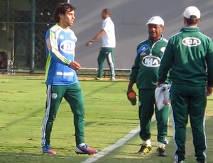 Treino do Palmeiras, Valdivia (Foto: Diego Ribeiro / Globoesporte.com)