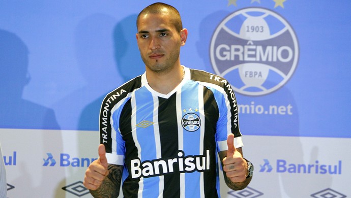 Braian Rodríguez deve seguir no Grêmio até o final de seu contrato, diz empresário