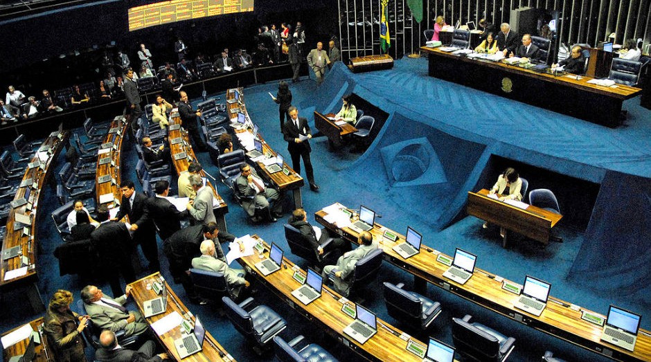 Câmara dos Deputados aprovou o projeto na quarta-feira, enquanto o país estava de luto pela perda da equipe de futebol Chapecoense em um acidente aéreo (Foto: Wilson Dias/ABr)