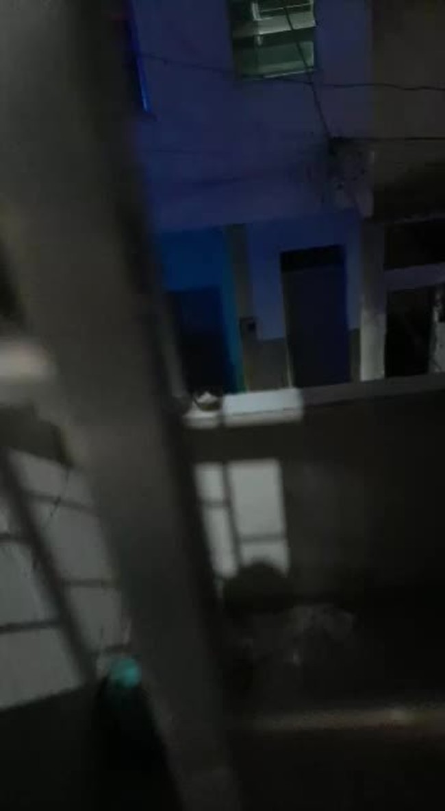 Moradores da Maré registram intenso tiroteio