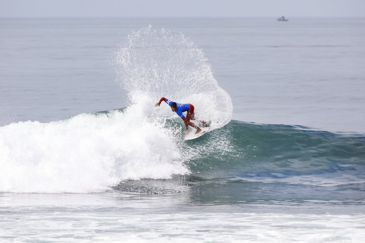 Felipe foi campeão de surfe na Califórnia (Foto: WSL)