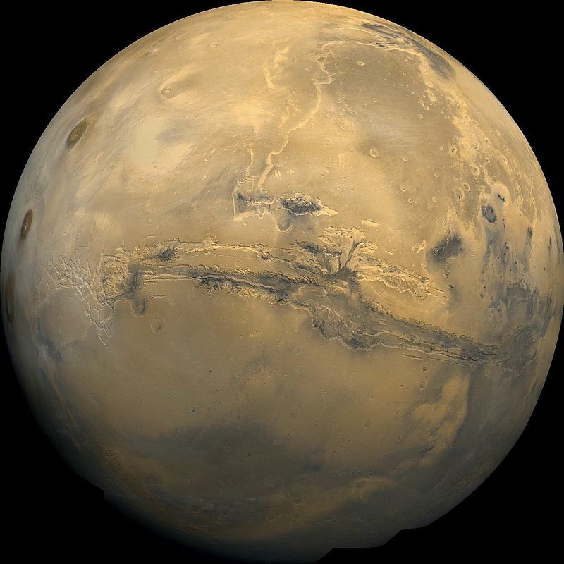 Valles Marineris, o maior cânion do nosso Sistema Solar, fica em Marte. Ele mede mais de 4,000 km de extensão, 200 km de largura e mais de 7 km de profundidade (Foto: NASA)