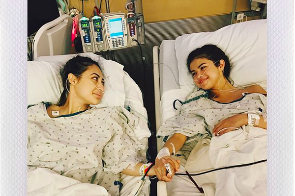 A cantora Selena Gomez instantes antes de seu transplante de rim em setembro de 2017 (Foto:  Instagram)