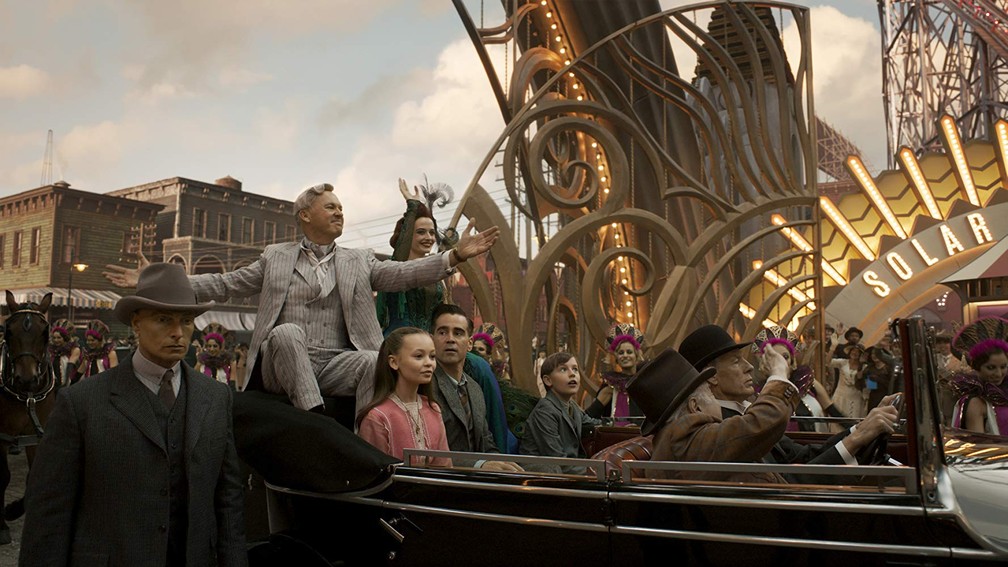 Michael Keaton, Colin Farrell, Eva Green e Danny DeVito integram elenco de 'Dumbo' — Foto: Reprodução/Disney