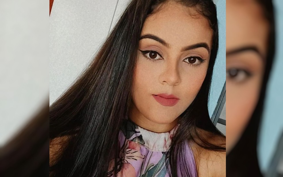 Janayna Amanda, de 21 anos, encontrada morta dentro de casa — Foto: Reprodução/Facebook